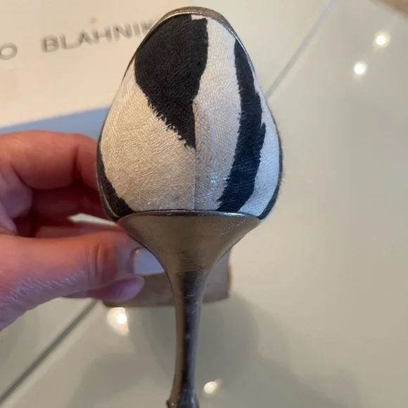 Zebra print Manolo Blahnik heels - Picture 10 of 16